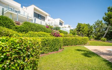Property slide 30