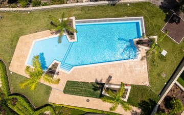 Property slide 31