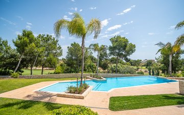 Property slide 32