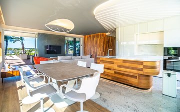 Property slide 10