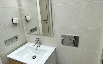 Property slide 16