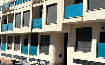 Property slide 17