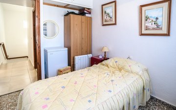 Property slide 19