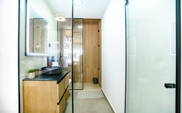Property slide 31