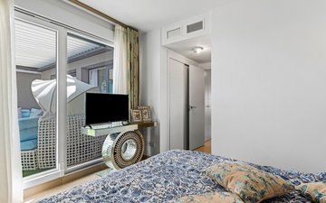 Property slide 24