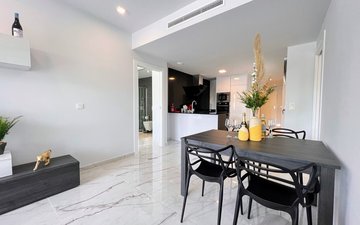 Property slide 32