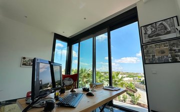 Property slide 21