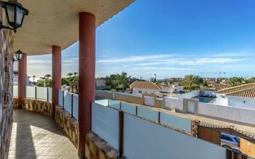 Property slide 18