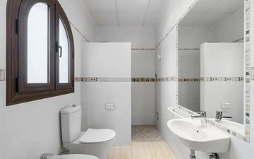 Property slide 23