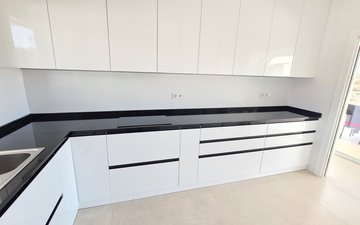 Property slide 32