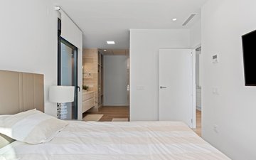 Property slide 16