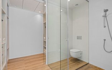 Property slide 17