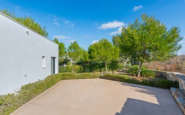 Property slide 34