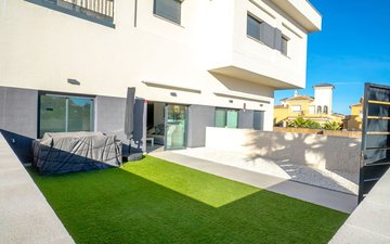 Property slide 18