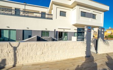 Property slide 19