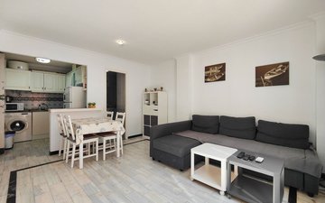 Property slide 21