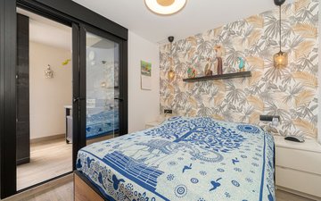Property slide 18