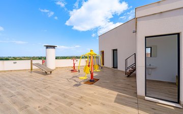 Property slide 32