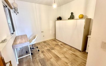 Property slide 19