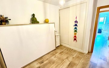Property slide 24