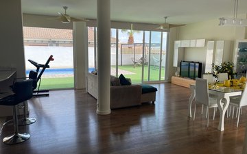 Property slide 21