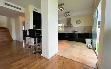 Property slide 39