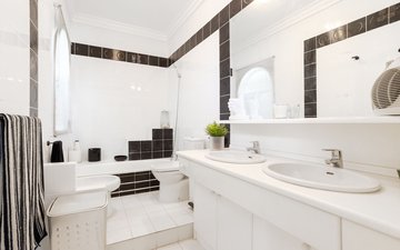 Property slide 20