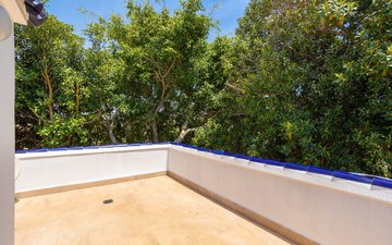 Property slide 40