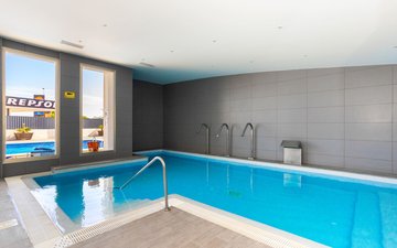 Property slide 32