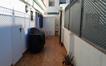 Property slide 21