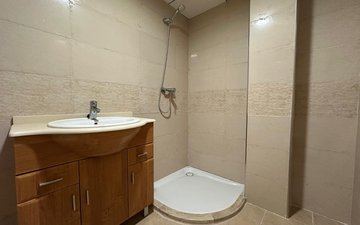 Property slide 19