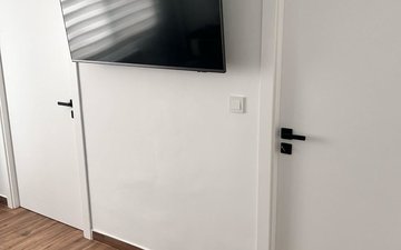 Property slide 10