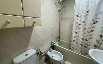 Property slide 25