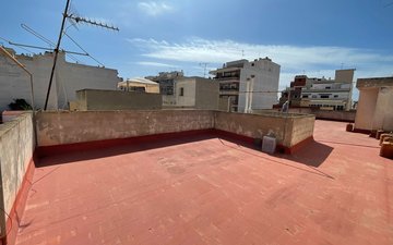 Property slide 32
