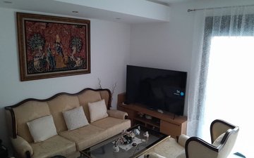 Property slide 10