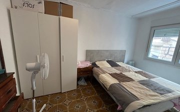 Property slide 16