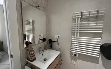 Property slide 17