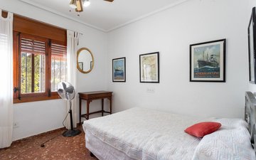 Property slide 16