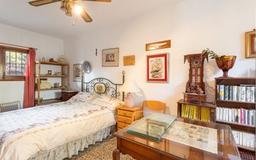 Property slide 28