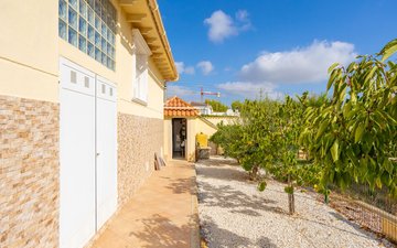 Property slide 44