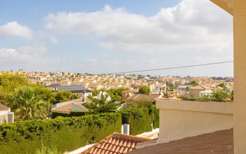 Property slide 48