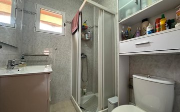 Property slide 14