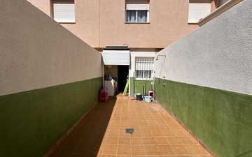 Property slide 20