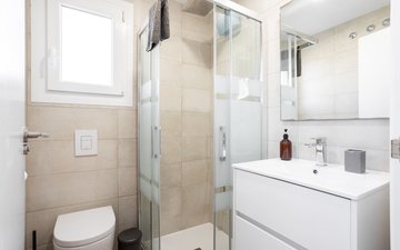 Property slide 22