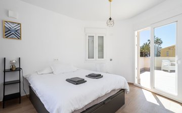 Property slide 24