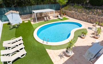 Property slide 31