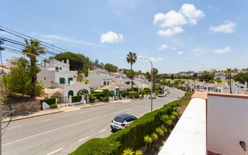 Property slide 35