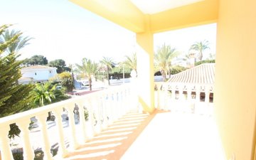 Property slide 31