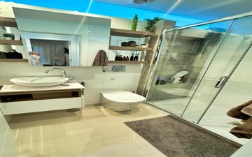 Property slide 17
