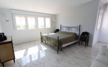 Property slide 15